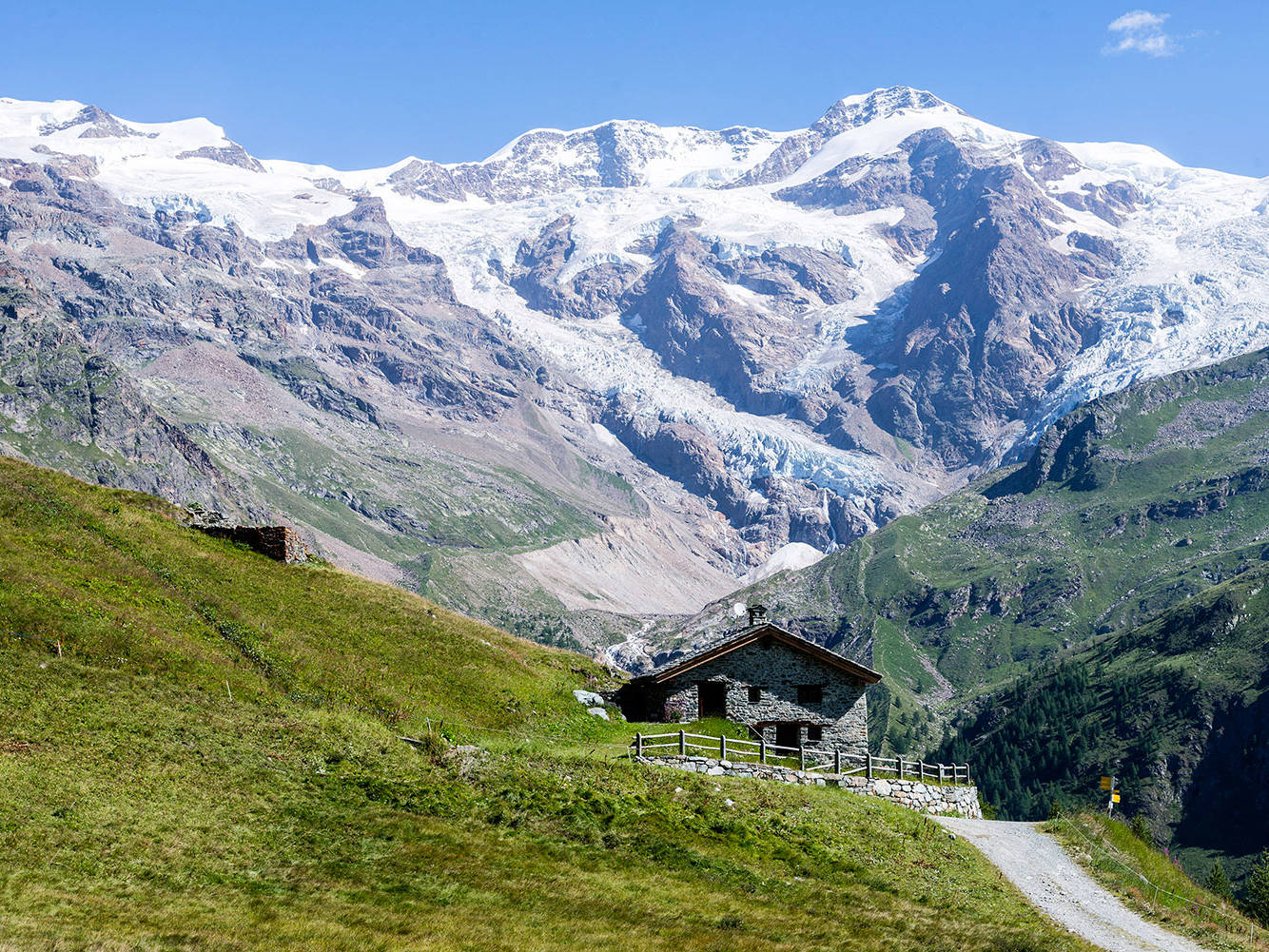 Hotel per gruppi Vacanze in montagna estate Offerte speciali per famiglie